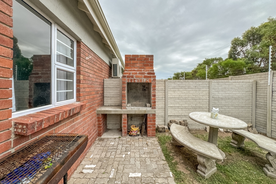 2 Bedroom Property for Sale in Lorraine Eastern Cape